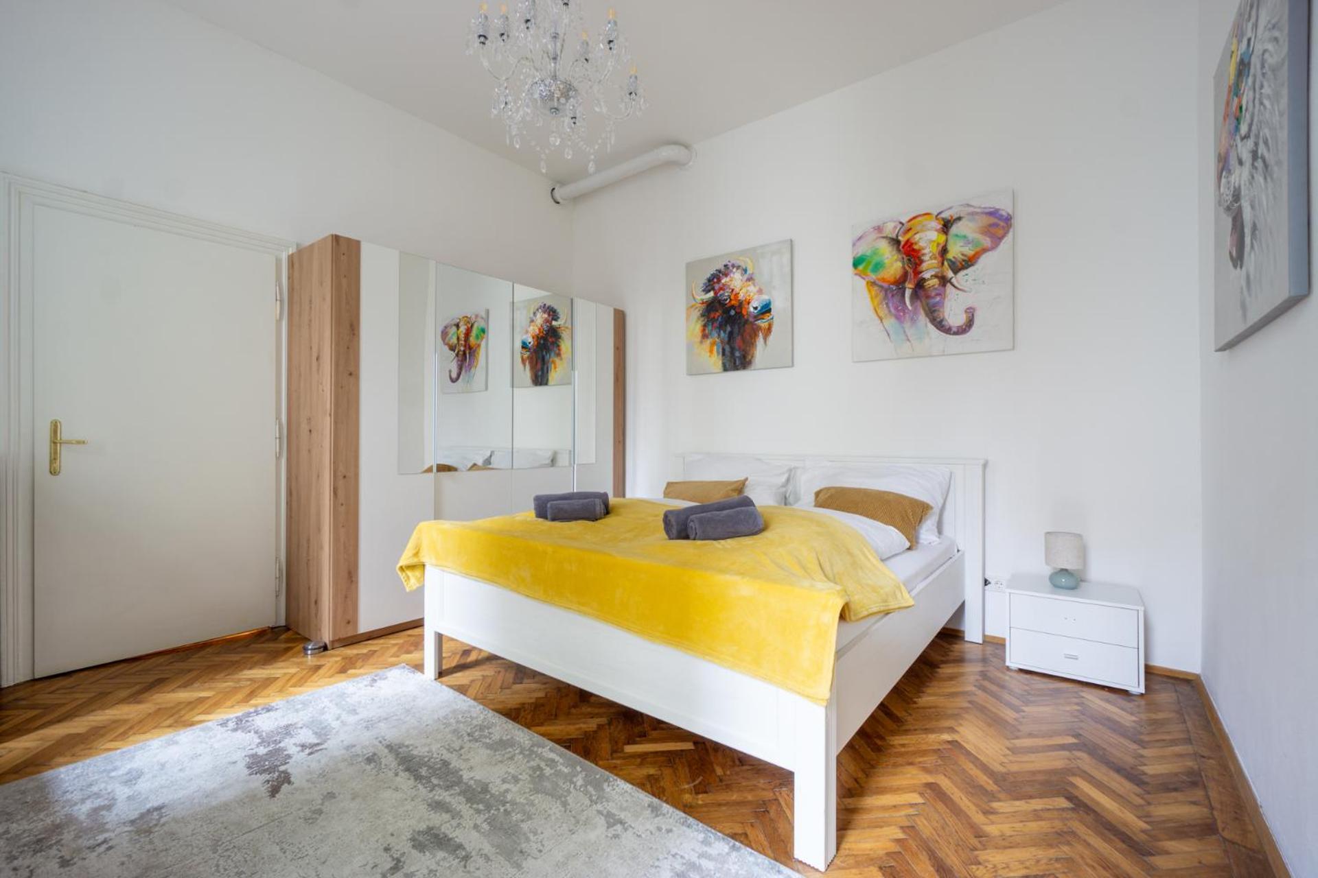 Central Apartment In Viennese Old Building Viena Exterior foto