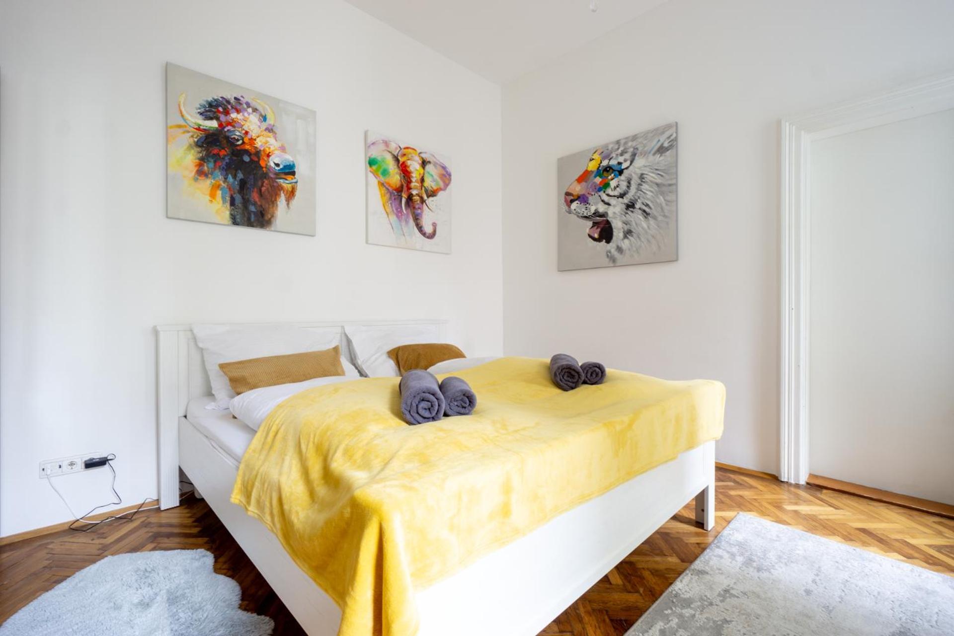 Central Apartment In Viennese Old Building Viena Exterior foto