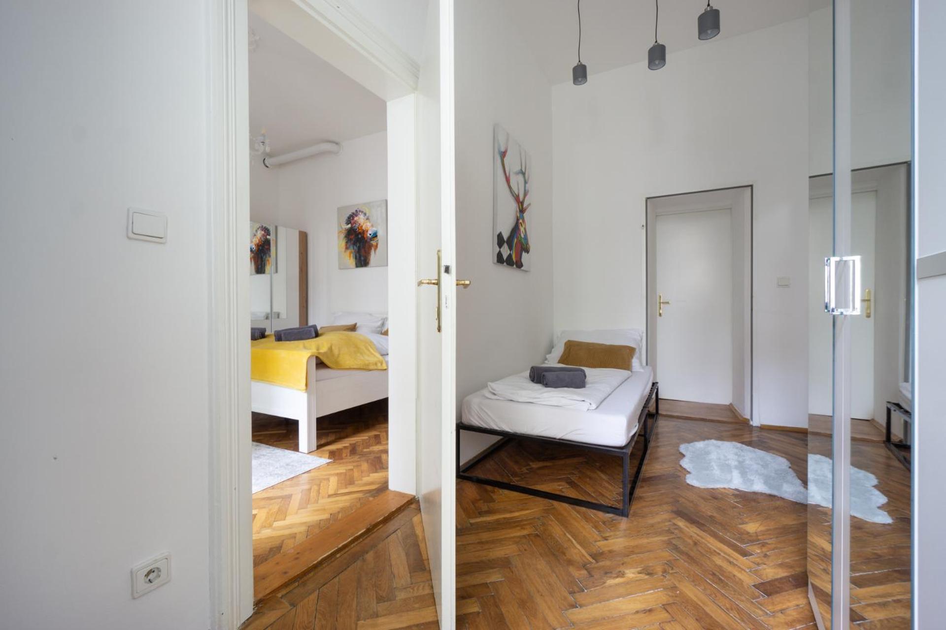 Central Apartment In Viennese Old Building Viena Exterior foto
