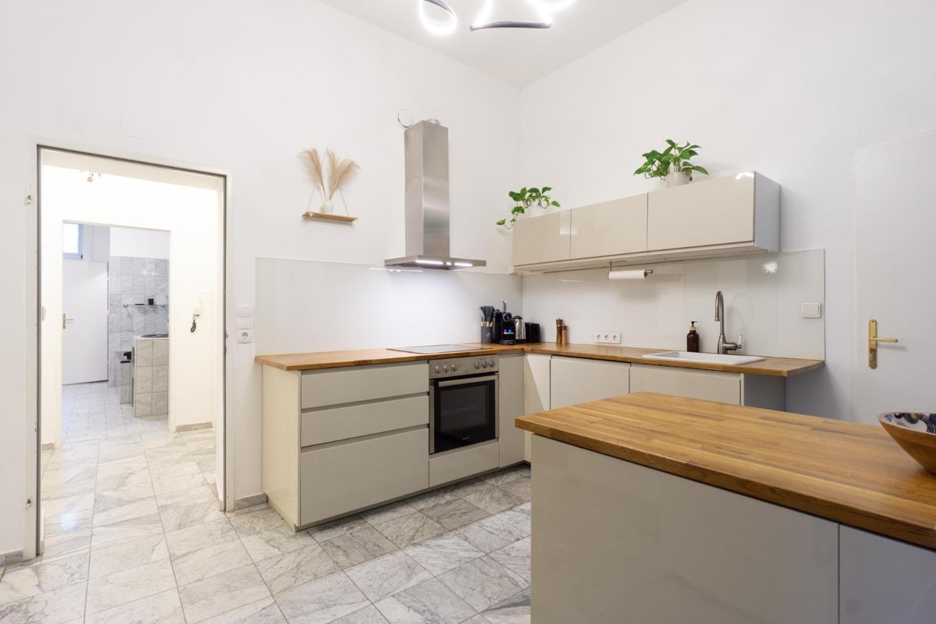 Central Apartment In Viennese Old Building Viena Exterior foto